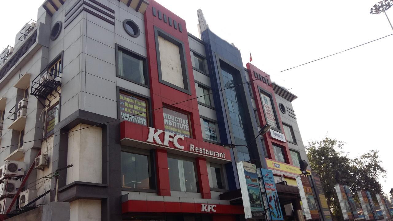 Oyo 905 Galaxy View Hotel อัลลอฮาบาด ภายนอก รูปภาพ
